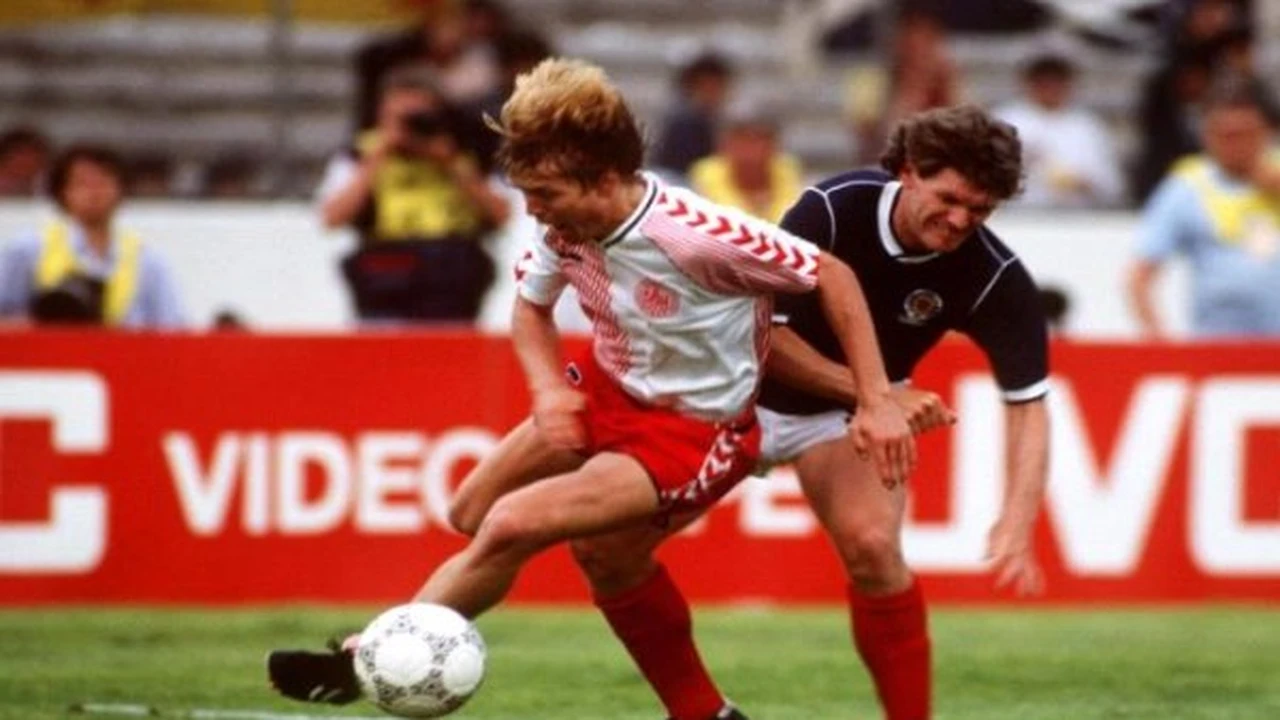 حكاية نادرة في الملاعب.. سورين ليربي يخوض مباراتين في يوم واحد